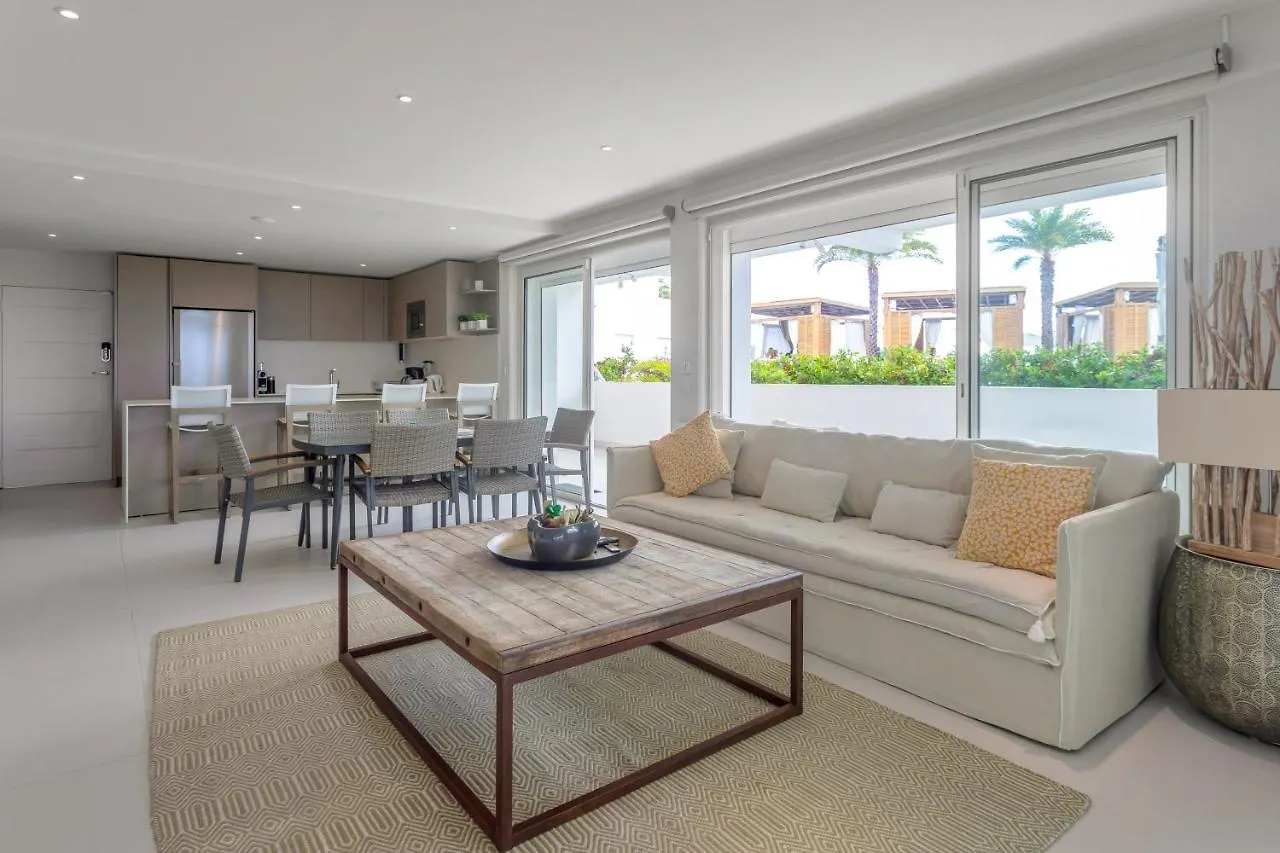 Maho Beach House - Modern 1 Bedroom Luxe