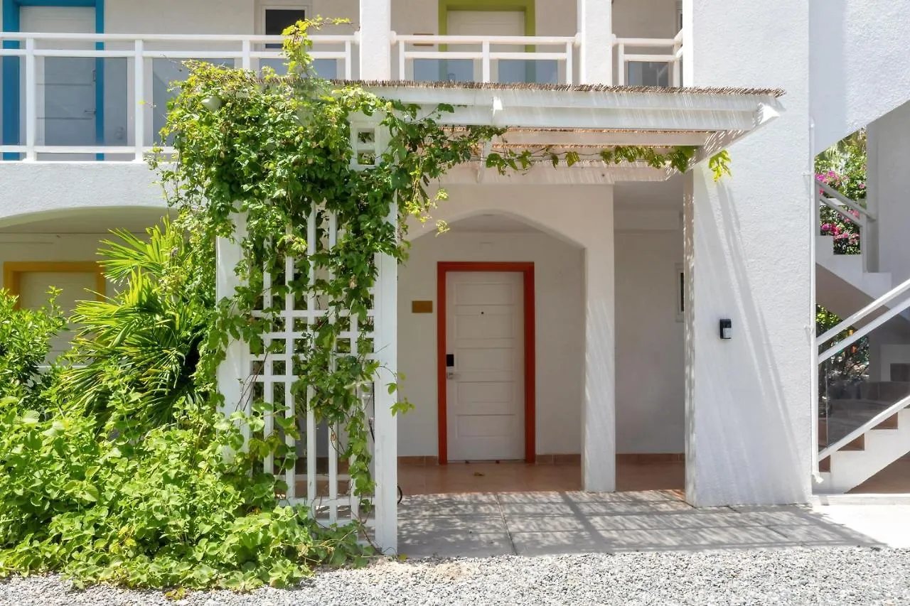 Maho Beach House - Modern 1 Bedroom Luxe 0*,